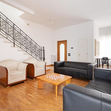 Ca' Stellini - Comoda Casa Indipendente Con Parcheggio Privato Milan Extérieur photo