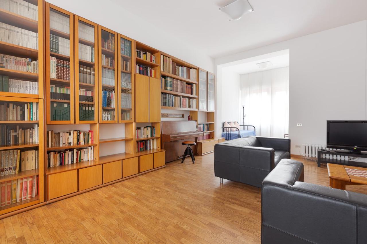 Ca' Stellini - Comoda Casa Indipendente Con Parcheggio Privato Milan Extérieur photo